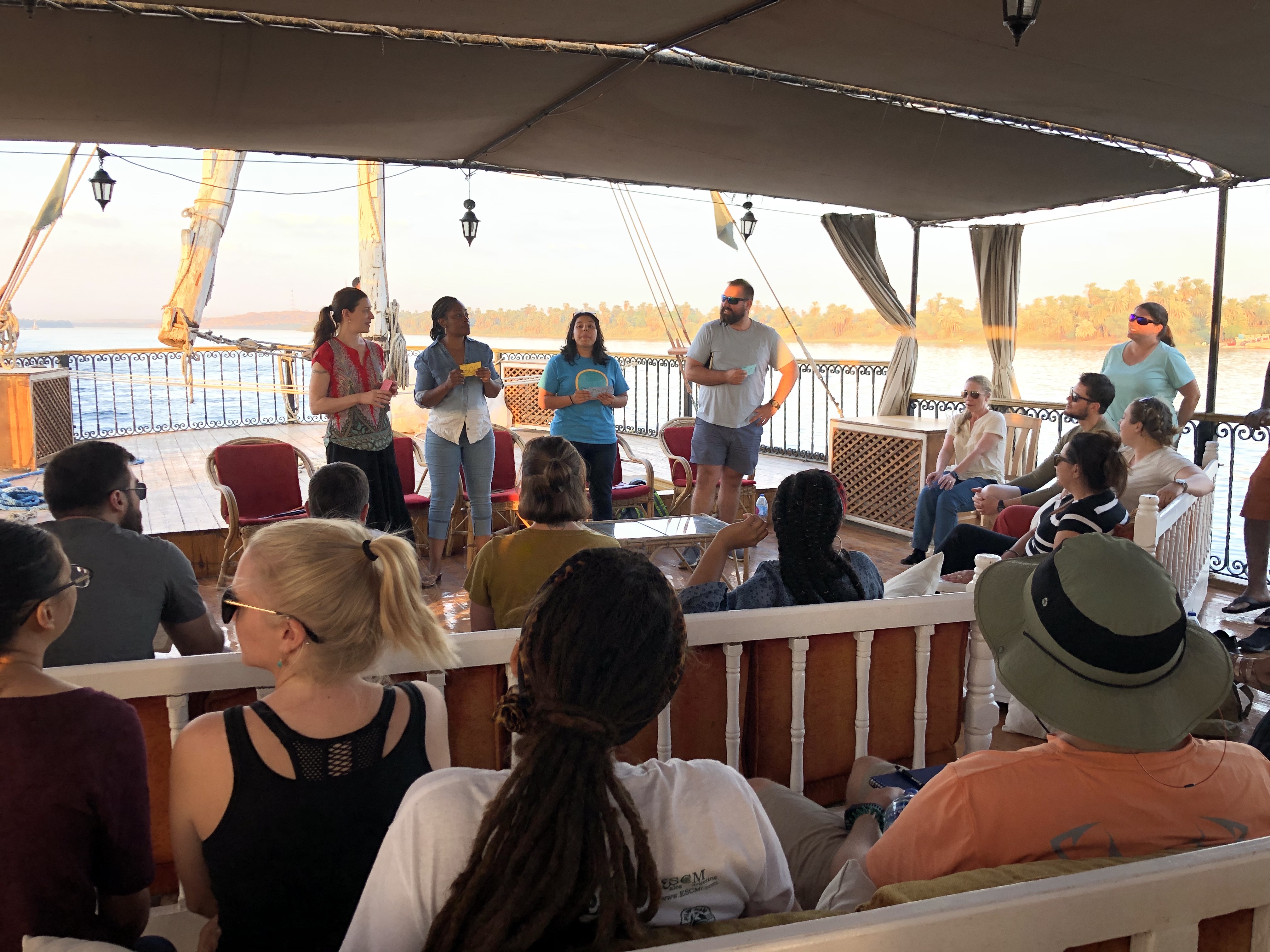 XMNR 2019 students leading a seminar on the Nile River in Egypt; Photo: David Robertson