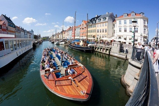 Copenhagen canal tour