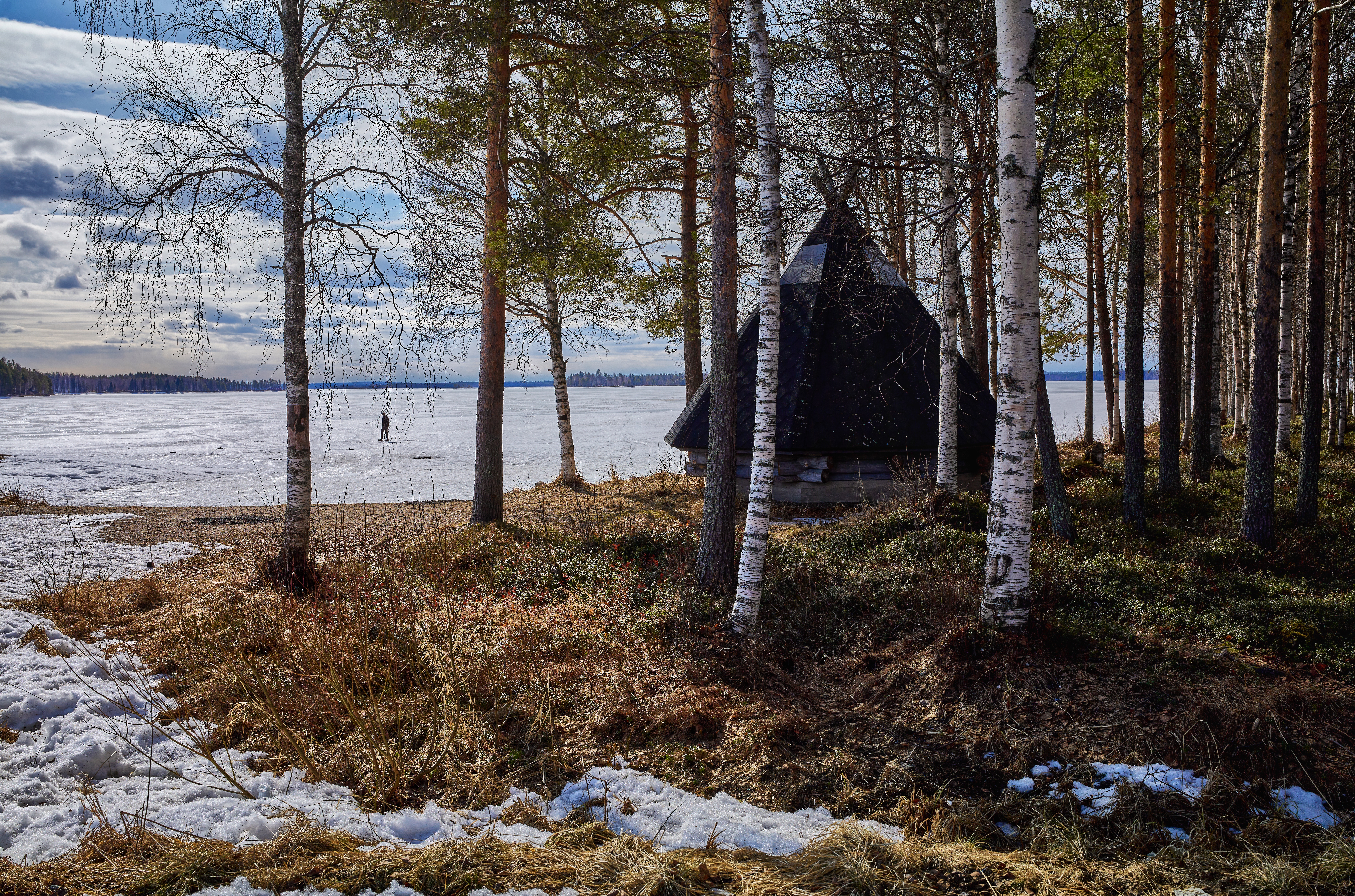 Olkkajärvi Lake, Lapland, Finland; Photo: Michael Mortimer